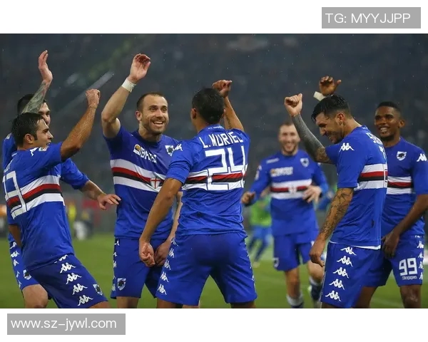 巴西足球传奇罗马里欧的辉煌生涯与不朽足迹回顾